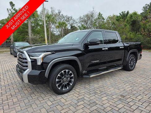 Used 2023 Toyota Tundra Limited image 3