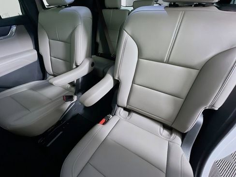 Used 2024 GMC Acadia Elevation image 25