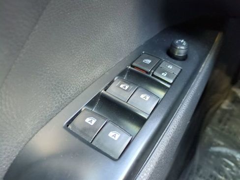 Used 2018 Toyota Camry LE FWD image 27