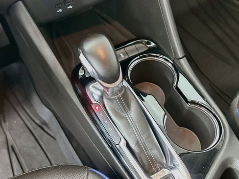 Used 2025 Buick Encore GX Sport Touring w/ Advanced Technology Package FWD image 24