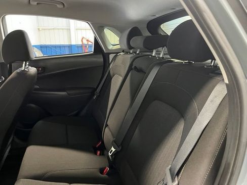 Used 2022 Hyundai Kona SEL AWD/4WD image 18