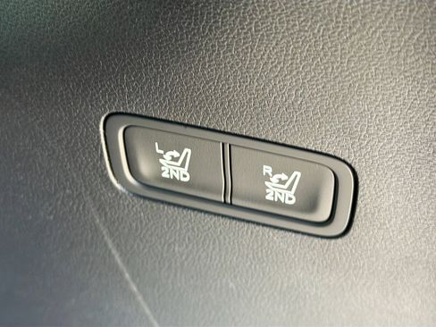 New 2026 Hyundai Santa Fe Limited FWD image 13