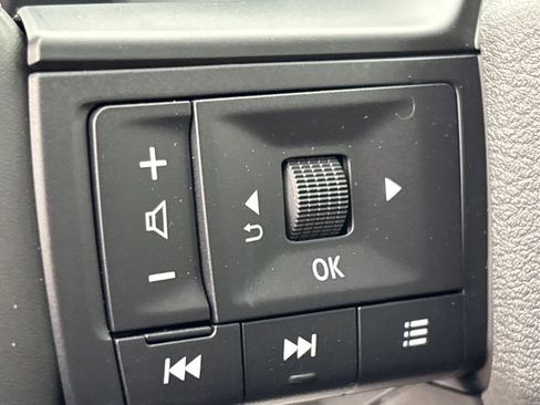 New 2026 Nissan Rogue SV image 34