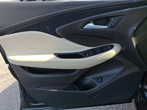 Used 2017 Buick Envision Preferred image 12