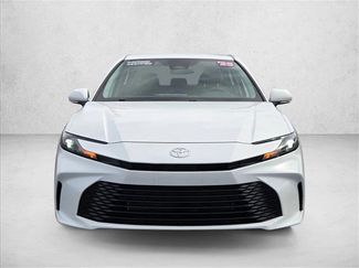 Used 2025 Toyota Camry LE video 2