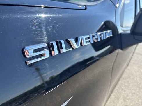 Certified 2022 Chevrolet Silverado 1500 Custom AWD/4WD image 35