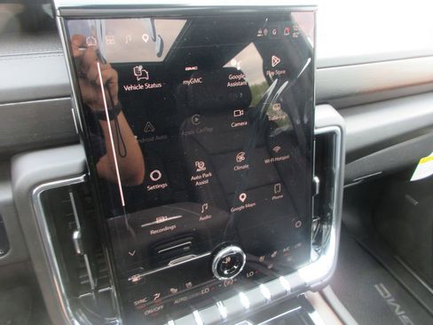 New 2026 GMC Yukon XL Denali image 19