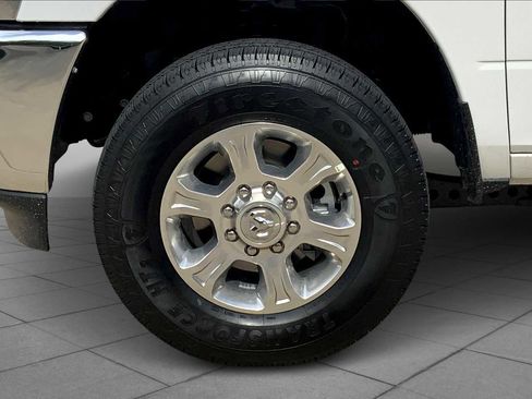 New 2025 RAM 2500 Lone Star image 11