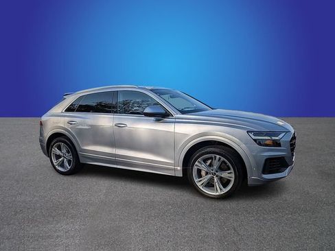 Used 2022 Audi Q8 Premium w/ Convenience Package AWD/4WD image 7