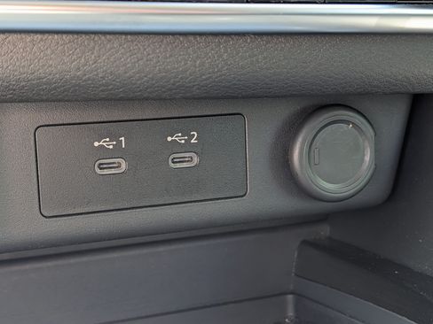 Used 2026 Nissan Rogue SV AWD/4WD image 28