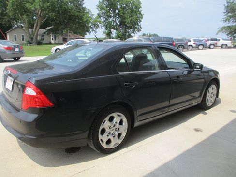 Used 2010 Ford Fusion SE FWD image 15