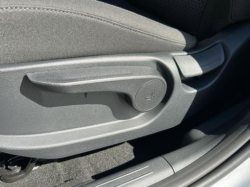 New 2025 Kia Sportage LX image 19