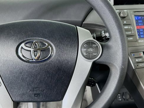 Used 2015 Toyota Prius Prime Plug-In Hybrid image 31