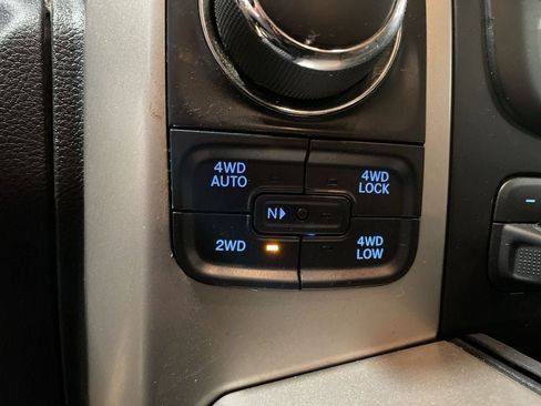Used 2016 RAM 1500 Big Horn AWD/4WD image 32