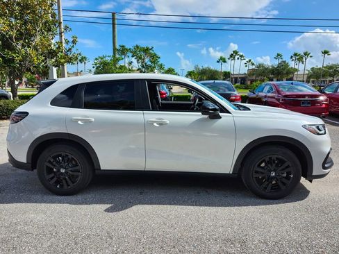 New 2026 Honda HR-V Sport image 7