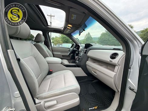Used 2015 Honda Pilot SE image 16