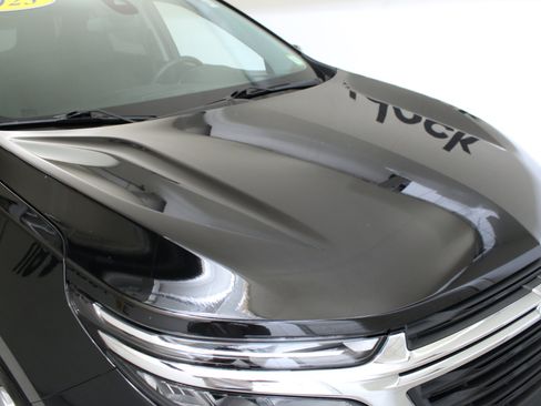 Used 2023 Chevrolet Equinox LT AWD/4WD image 12