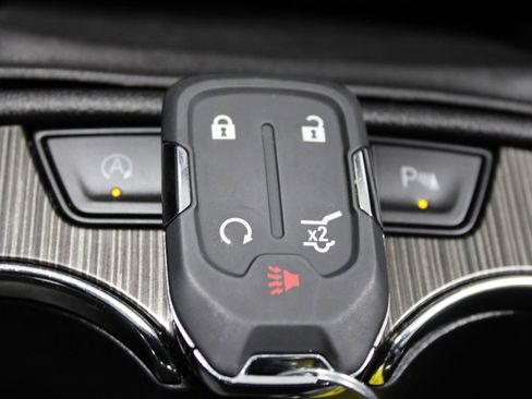 Used 2023 GMC Acadia SLT w/ Elevation Edition image 52