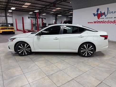 Used 2021 Nissan Altima 2.5 SR image 6