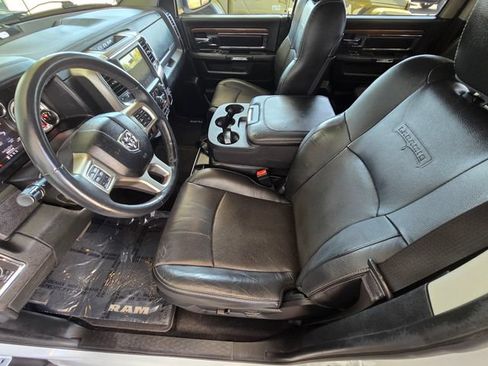 Used 2015 RAM 1500 Laramie w/ Convenience Group AWD/4WD image 21