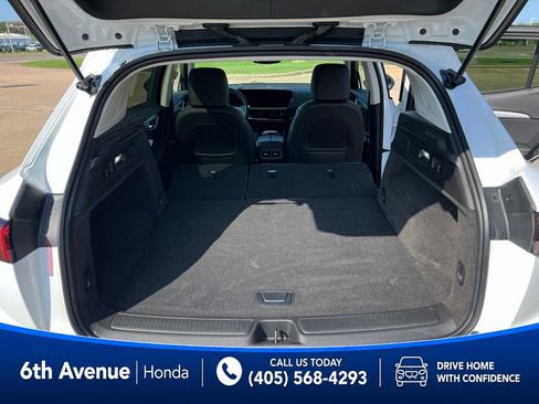 Used 2025 Buick Envision Sport Touring AWD/4WD image 17