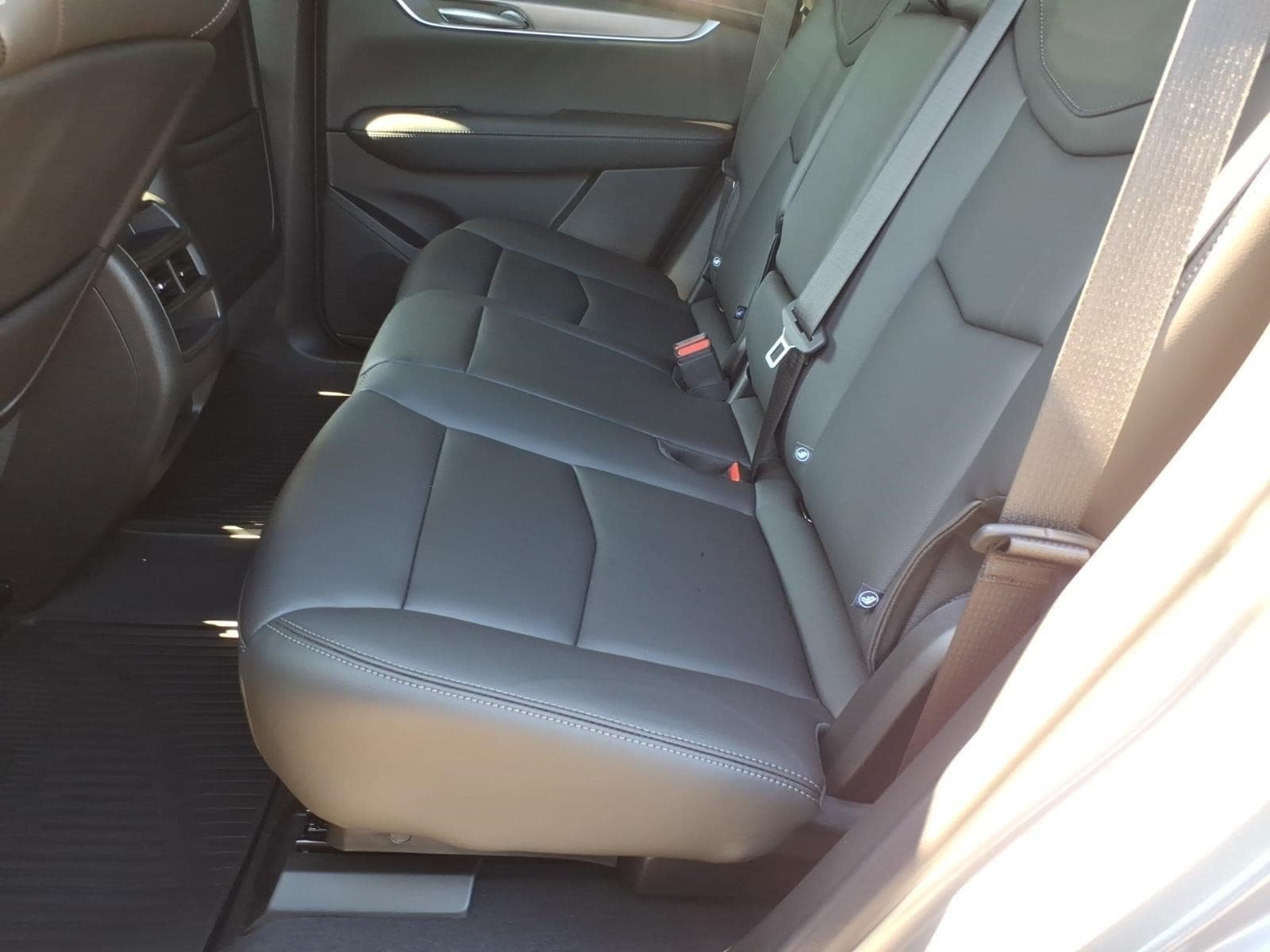 New 2026 Cadillac XT5 Luxury FWD image 11