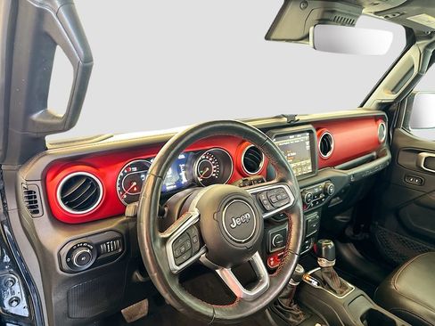Used 2021 Jeep Wrangler Unlimited Rubicon AWD/4WD image 11
