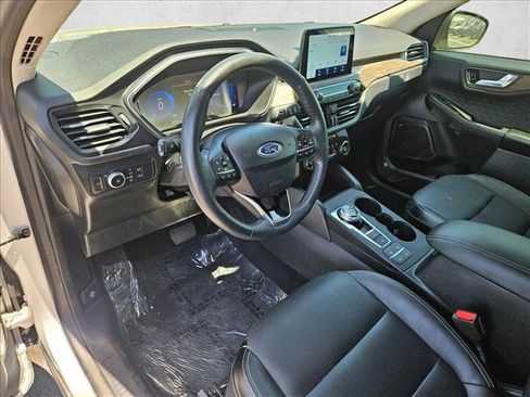 Used 2020 Ford Escape Titanium AWD/4WD image 10