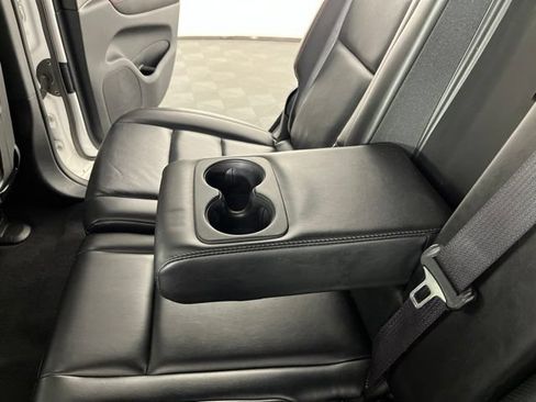 Used 2024 Dodge Durango GT RWD image 45