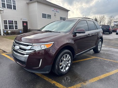 Used 2012 Ford Edge Limited w/ Driver Entry Pkg image 2