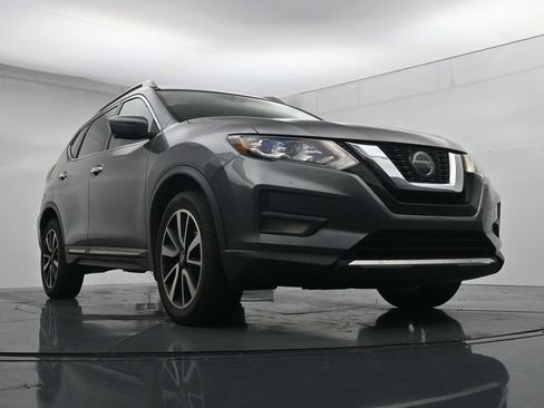 Used 2020 Nissan Rogue SL w/ Premium Package AWD/4WD image 18