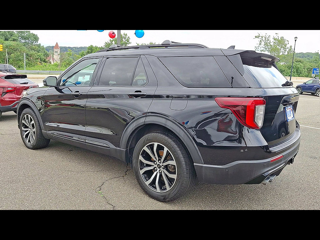 Used 2020 Ford Explorer ST w/ Premium Technology Package AWD/4WD image 6