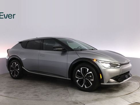 Used 2024 Kia EV6 Wind RWD image 14