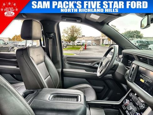Used 2023 GMC Yukon XL Denali image 18