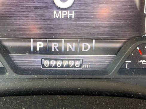 Used 2022 RAM 2500 Big Horn w/ Night Edition AWD/4WD image 11