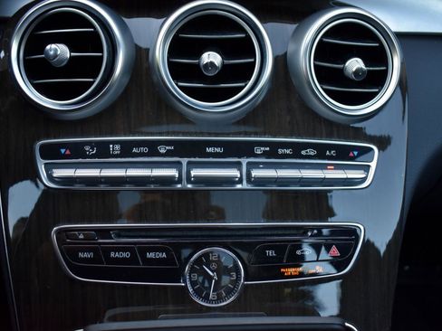 Used 2017 Mercedes-Benz C 300 4MATIC Sedan w/ Premium 3 Package image 22