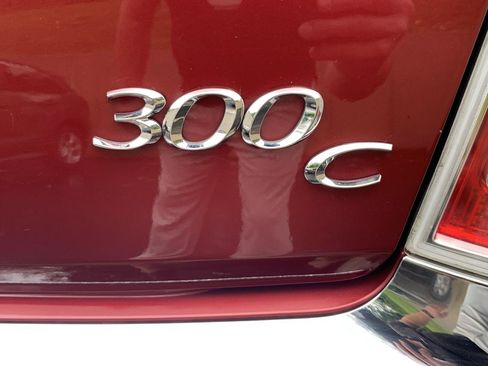 Used 2014 Chrysler 300 C RWD image 32
