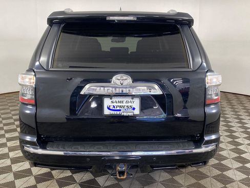 Used 2023 Toyota 4Runner Limited AWD/4WD image 5