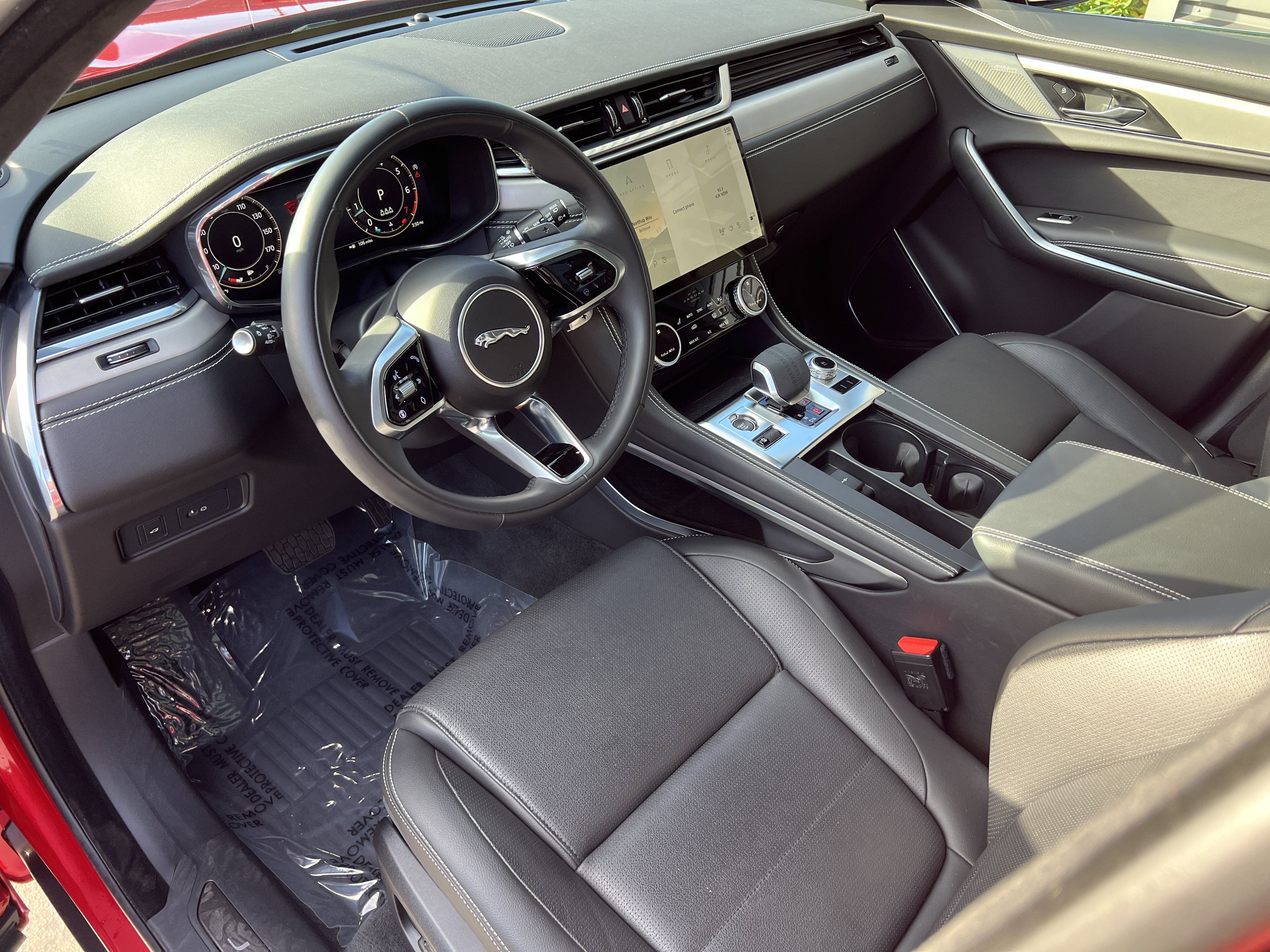 Certified 2025 Jaguar F-PACE R-Dynamic S AWD/4WD image 21