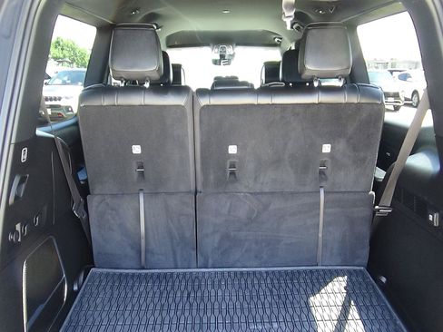 Certified 2024 Jeep Wagoneer 4WD image 42