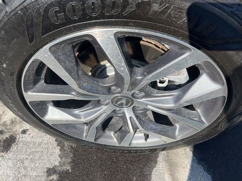 Used 2023 Acura MDX SH-AWD w/ Technology Package image 40