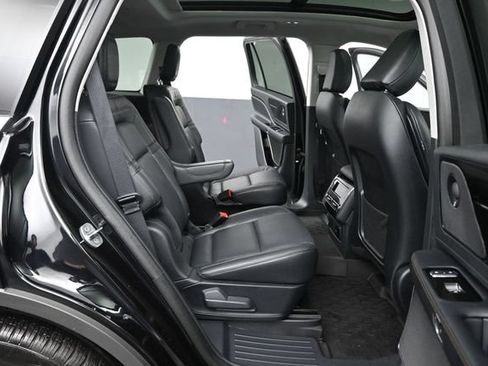 Certified 2025 Lincoln Aviator Reserve w/ Illumination Package AWD/4WD image 27