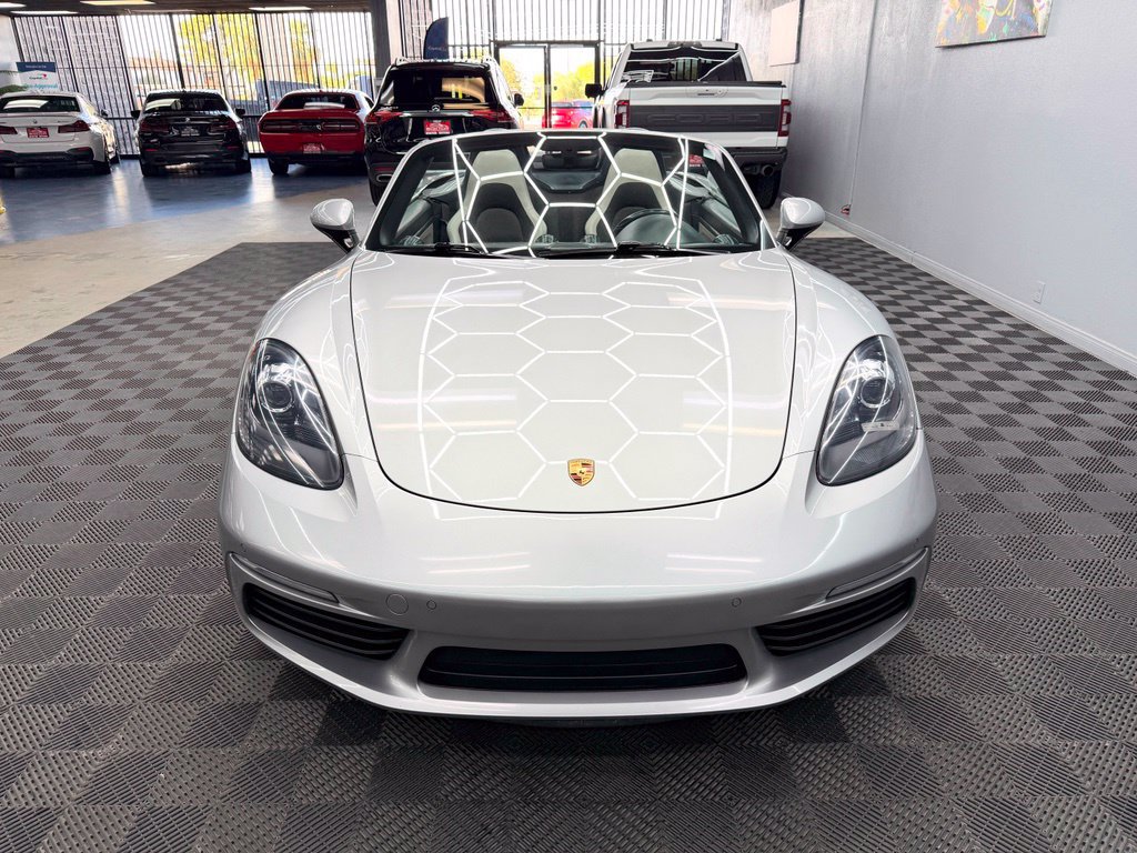 Used 2018 Porsche 718 Boxster RWD image 6