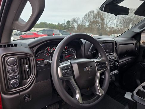 Certified 2021 Chevrolet Silverado 1500 Custom Trail Boss w/ Safety Confidence Package image 10