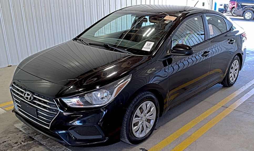 Used 2019 Hyundai Accent SE FWD image 1