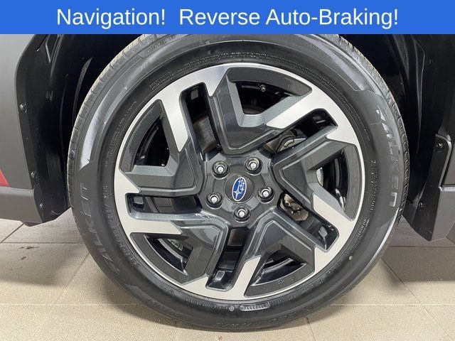Used 2025 Subaru Forester Limited AWD/4WD image 7