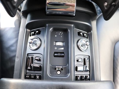 Used 2009 Rolls-Royce Phantom Coupe image 27