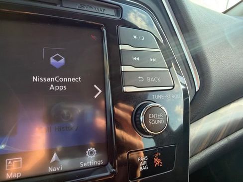 Used 2016 Nissan Maxima Platinum FWD image 30