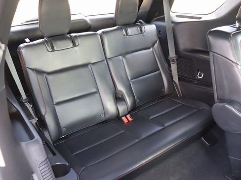 Used 2025 Ford Explorer ST-Line image 21