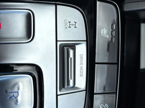 Used 2022 Hyundai Tucson Blue AWD/4WD image 24